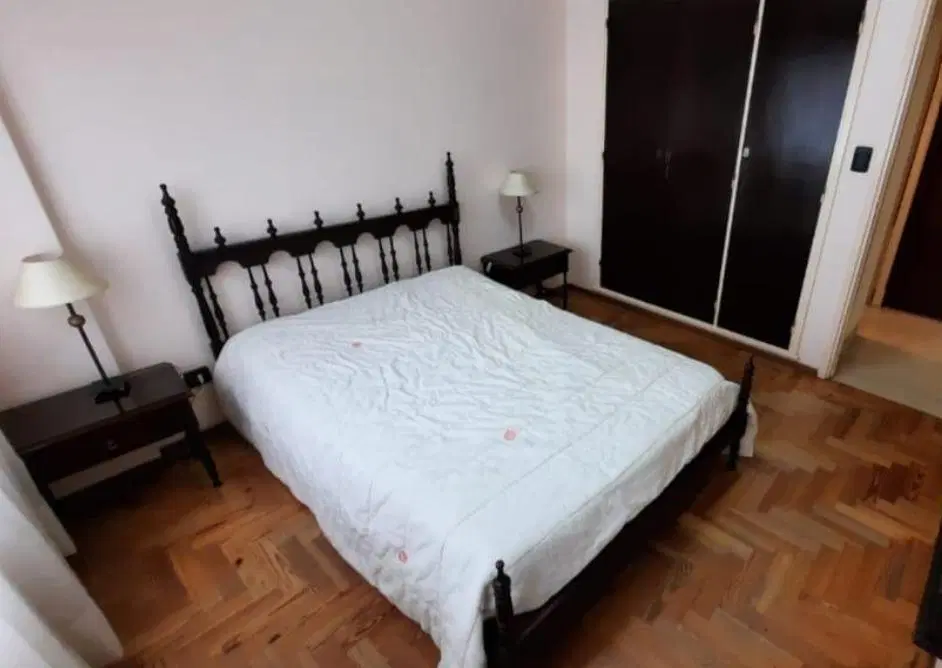 Venta departamento 2 ambientes al frente con balcón - Zona Plaza Colón 3