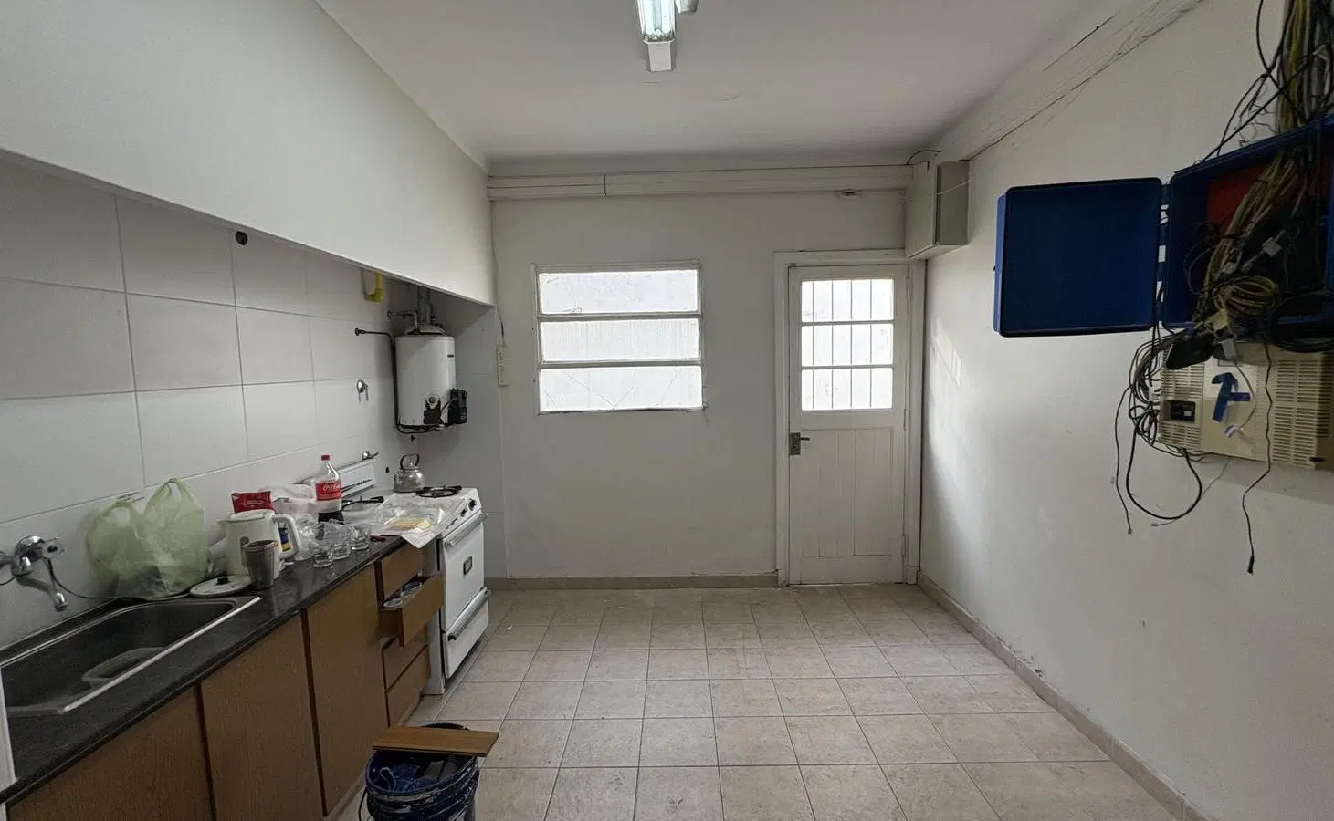 Venta casa 6 ambientes con cochera en dos plantas - Barrio San José - OPORTUNIDAD 8