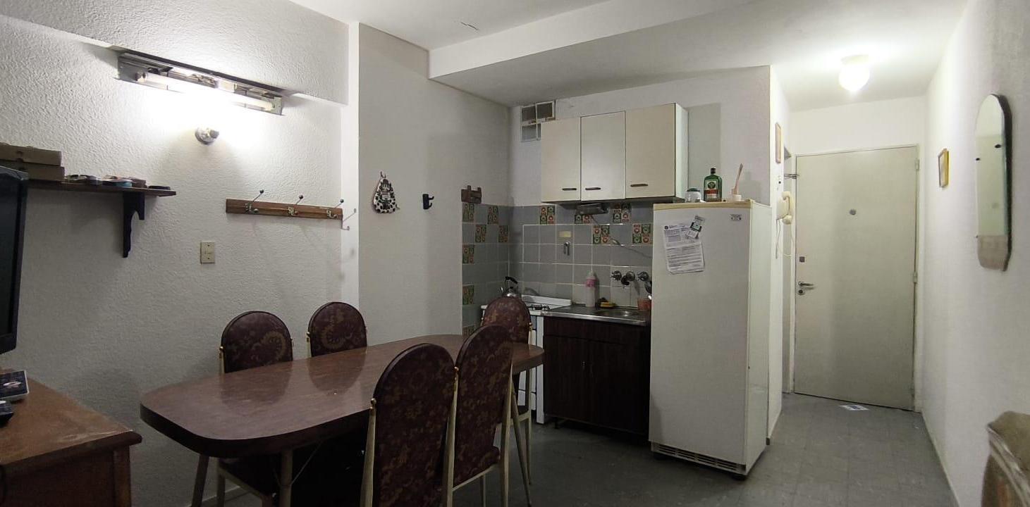 Foto de Departamento Monoambiente c/Balcón Zona Güemes, imagen 2