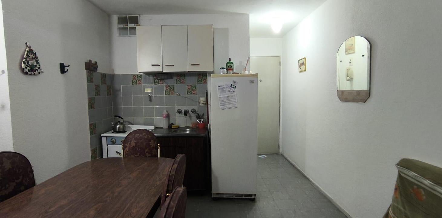 Foto de Departamento Monoambiente c/Balcón Zona Güemes, imagen 4