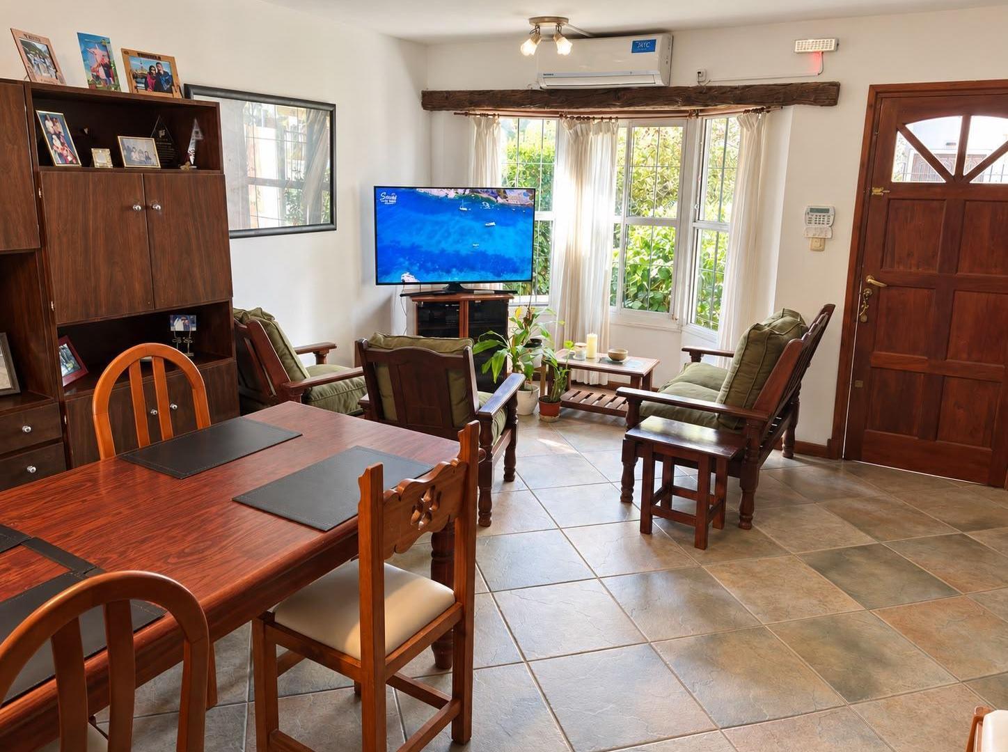Foto de CASA 4 AMBIENTES CON PARQUE + CASA 2 AMBIENTES LOS PINARES, imagen 4