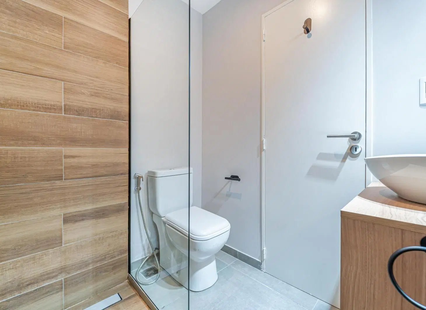 VENTA DEPARTAMENTO DOS AMBIENTES TOTALMENTE RECICLADO CON PATIO 2