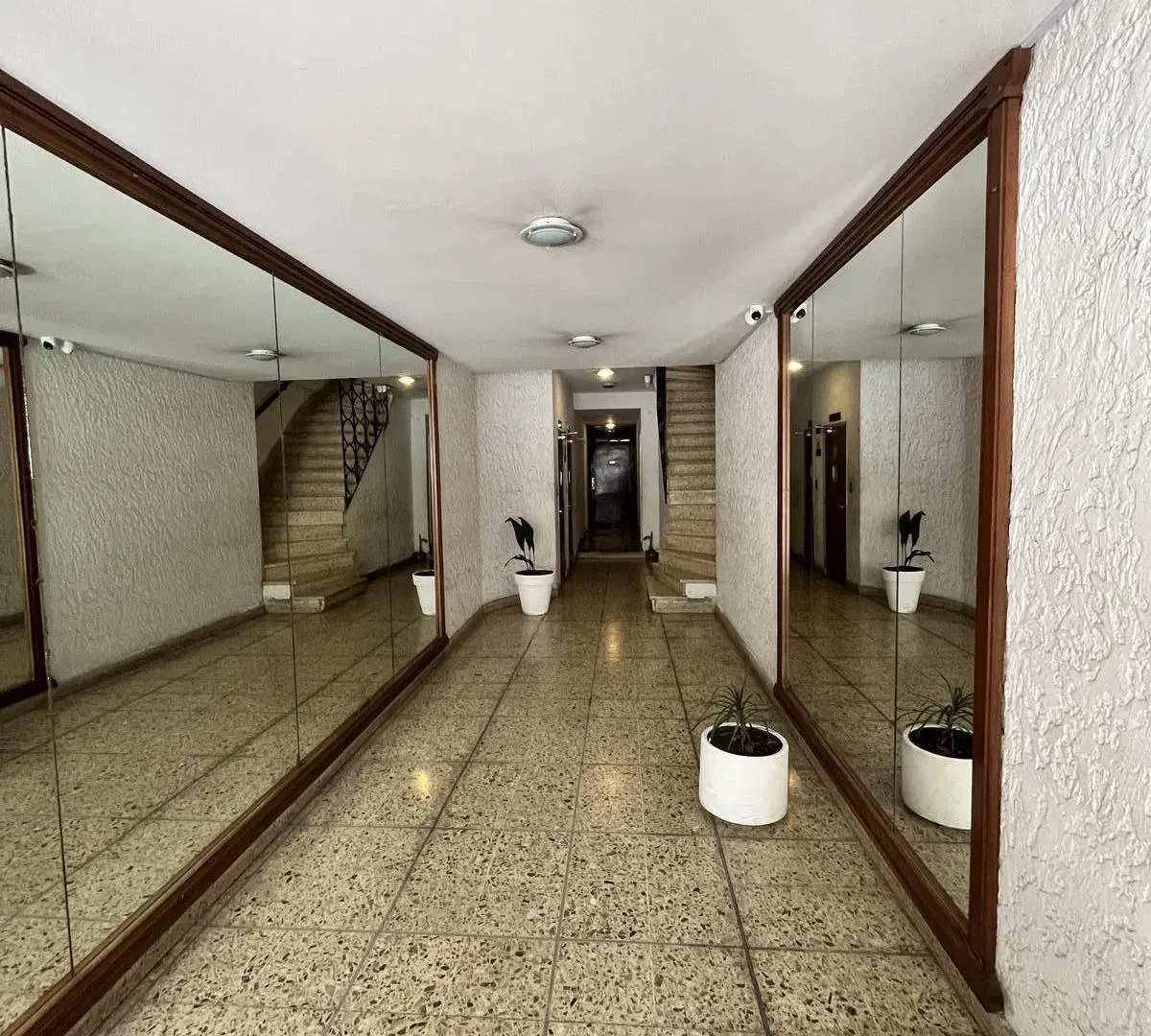 VENTA MONOAMBIENTE AL CONTRAFRENTE ABIERTO ZONA PLAZA COLÓN 5