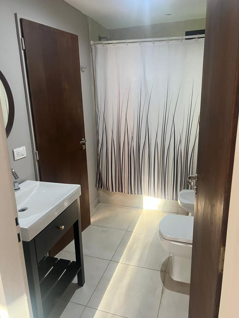 Foto de ALQUILER 24 MESES Casa de 6 ambientes y piscina. Bosque Peralta Ramos, imagen 3