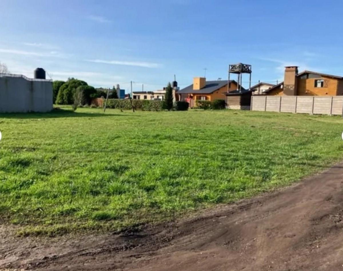Venta Lote Camet Norte en Esquina 1