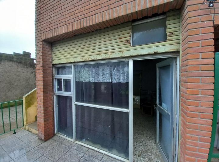 ALQUILER PH 2AMB $400.000 INCLUYE SERVICIOS PH 2 AMB ESTADO ORIGINAL PATIO ORTIZ de ZARATE al 8.400 1