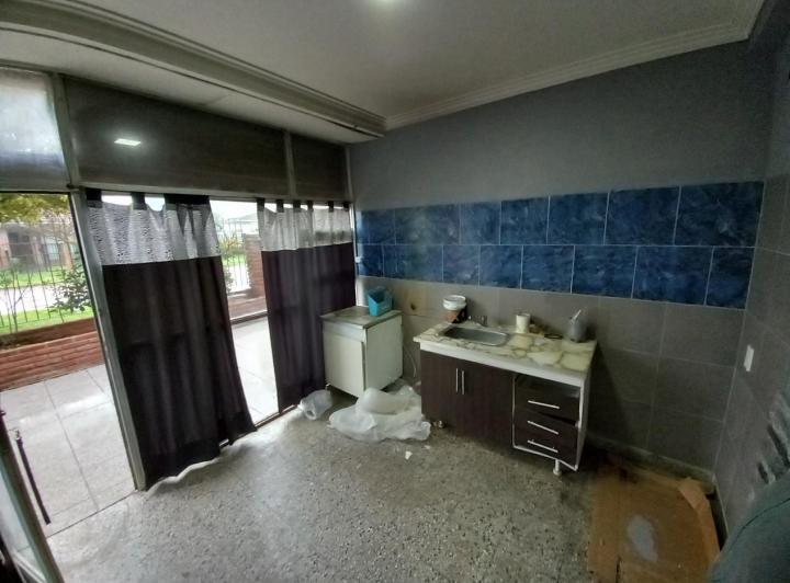 ALQUILER PH 2AMB $400.000 INCLUYE SERVICIOS PH 2 AMB ESTADO ORIGINAL PATIO ORTIZ de ZARATE al 8.400 3