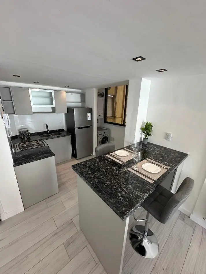 VENTA 4AMB con DEPENDENCIA y TERRAZA CENTRO 5
