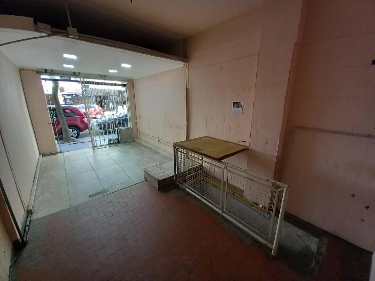 ALQUILER LOCAL con ZOTANO en TUCUMAN casi FALUCHO 3