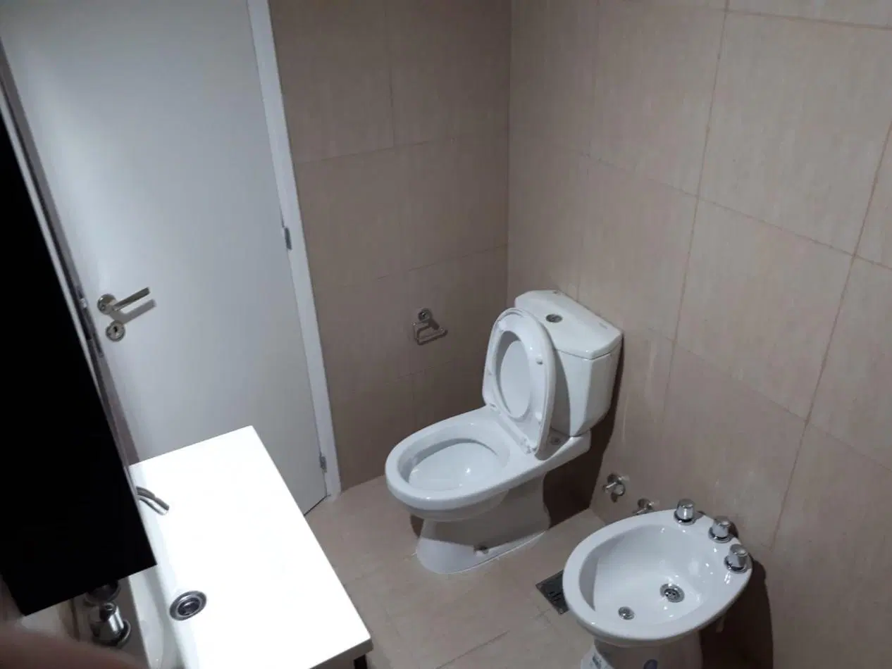 ALQUILER 2AMB DUPLEX COCHERA al FRENTE DISPONIBLE para AGOSTO 4