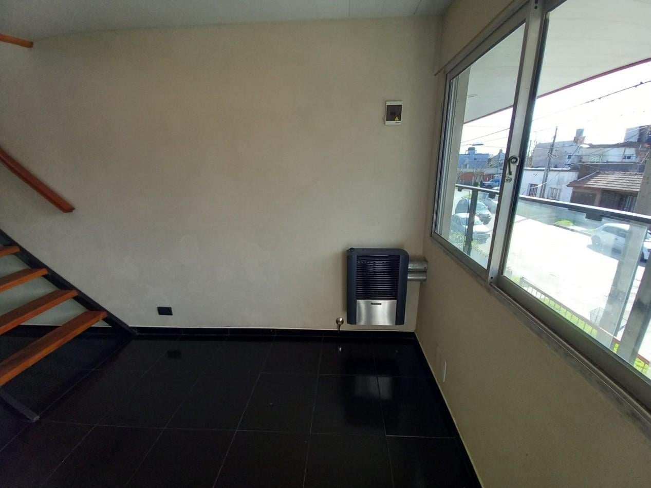 Foto de ALQUILER 2AMB DUPLEX en PLANTA ALTA por ESCALERA, imagen 3
