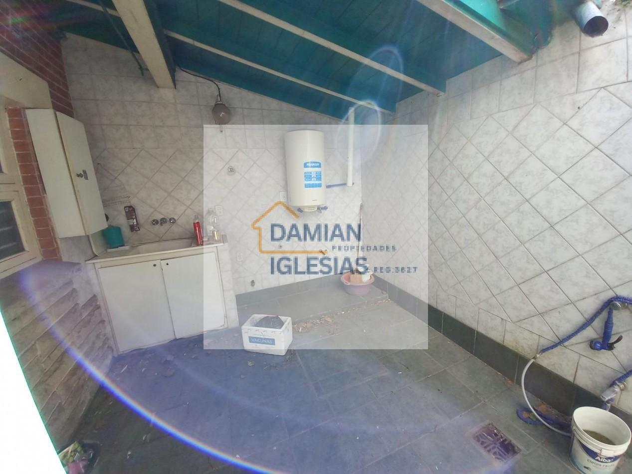 Foto de ALQUILER USO PROFESIONAL CONSULTORIOS 5AMB COCHERA PATIO PARRILLA 11 de, imagen 4