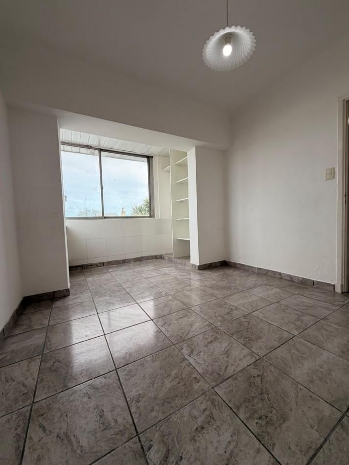 Foto de VENTA 1AMB CENTRO con ESCRITORIO, imagen 3