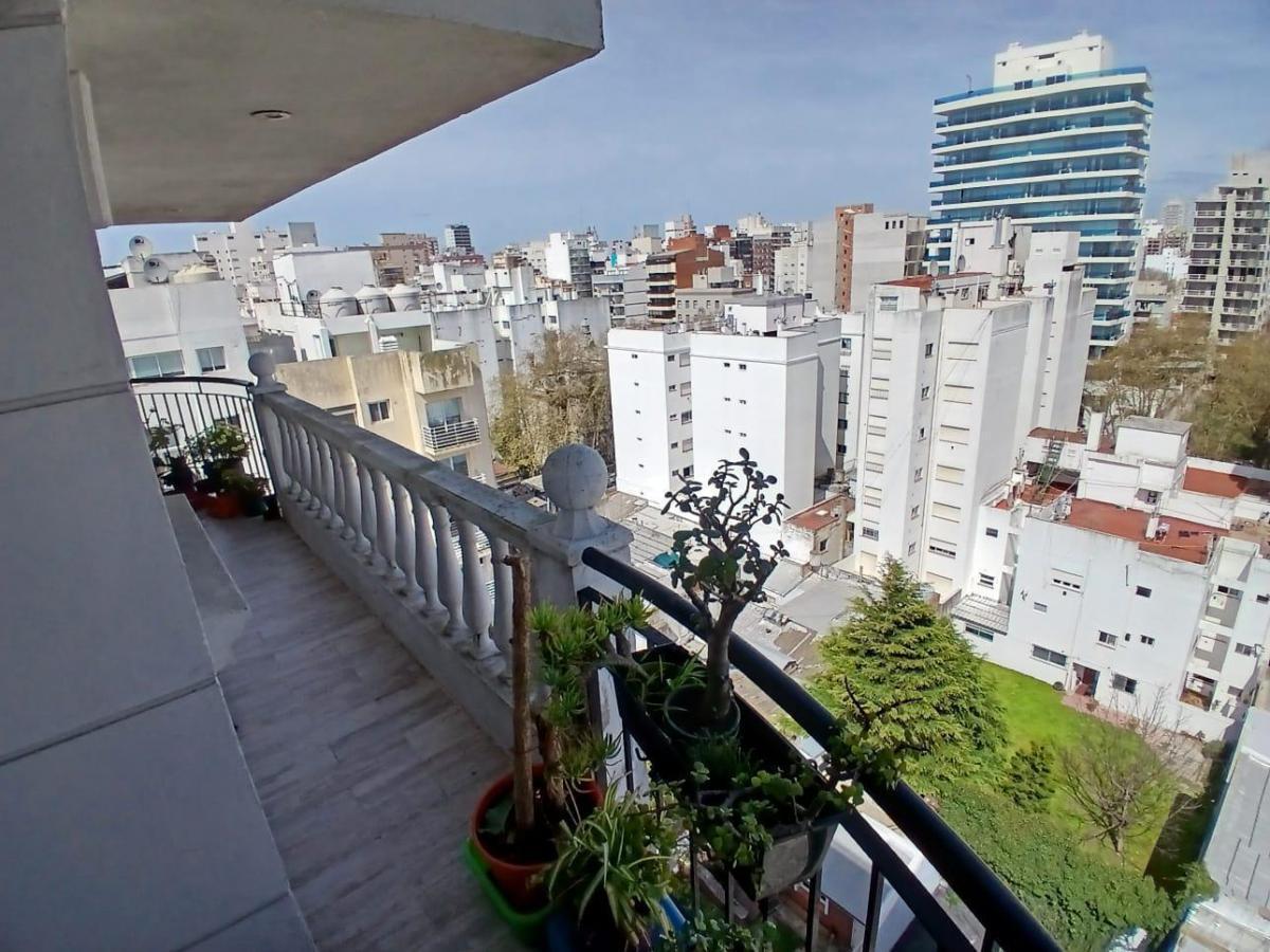 Foto de Departamento Exclusivo! 3 Ambientes en Lo Mejor de La Perla, imagen 2