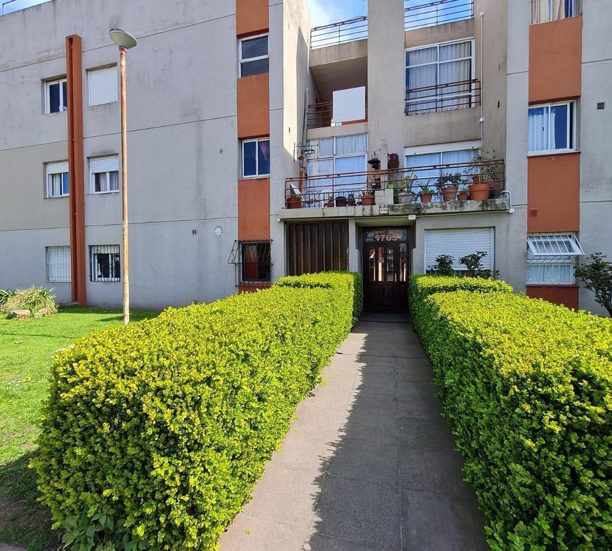 Departamento 3 Ambientes + Dependencia en Pb