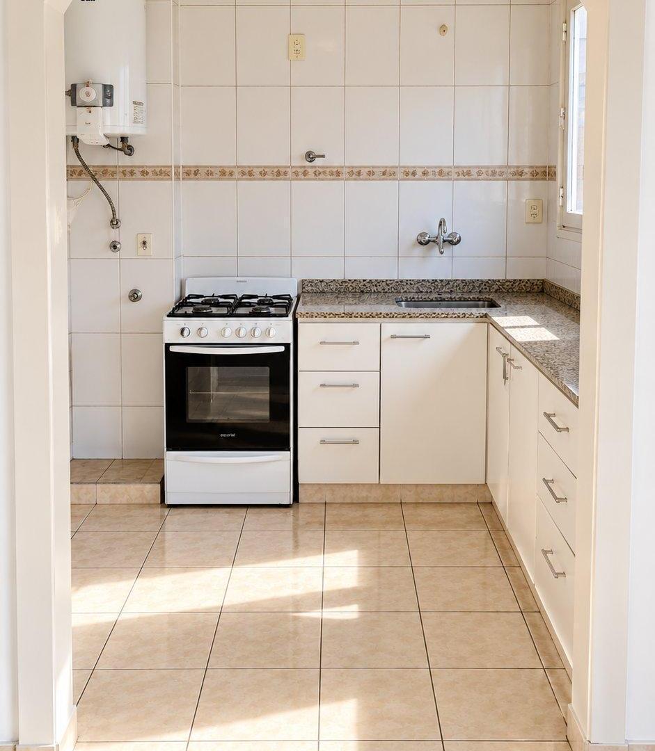 Foto de Venta dos ambiente al frente! Zona centro, imagen 3