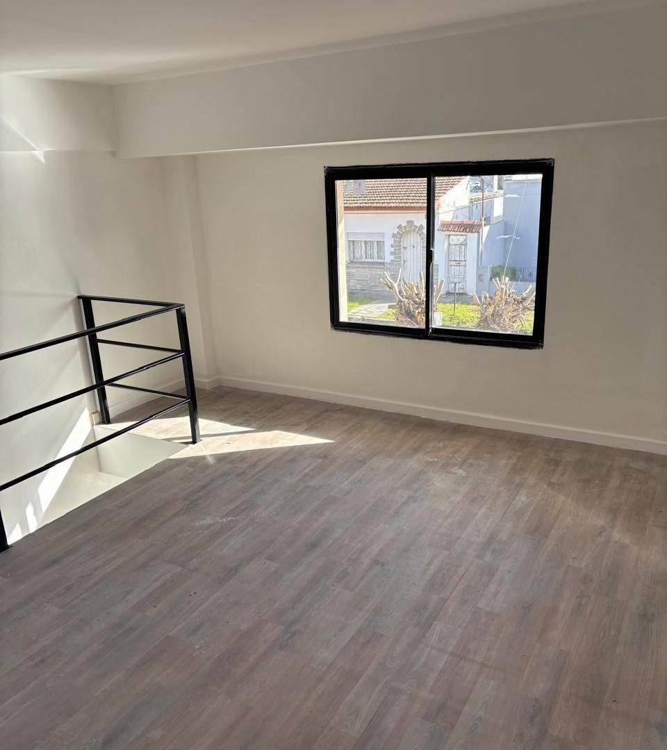 Foto de PH en Venta en Bernardino Rivadavia, imagen 5