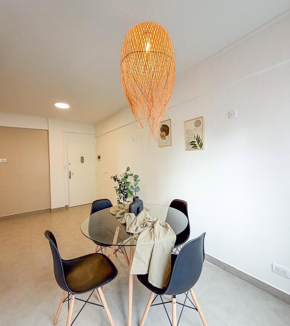 Foto de Departamento reciclado de 2 ambientes con 2 baños, imagen 2