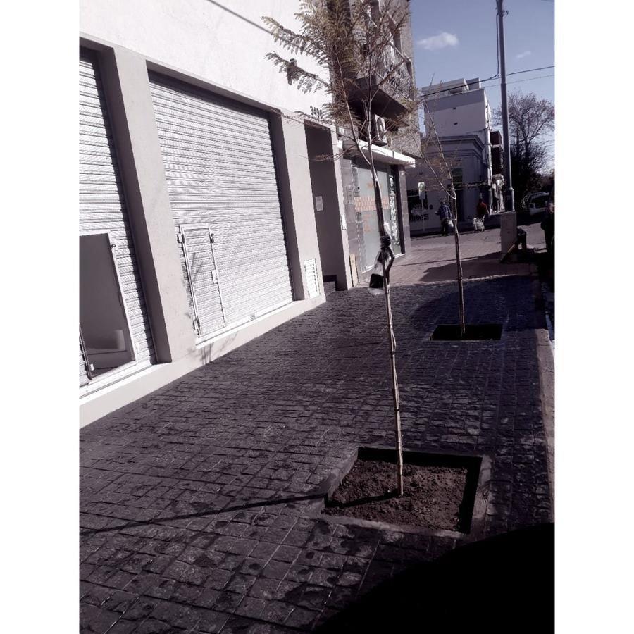 Foto de Local en Moreno Al 3400, imagen 1