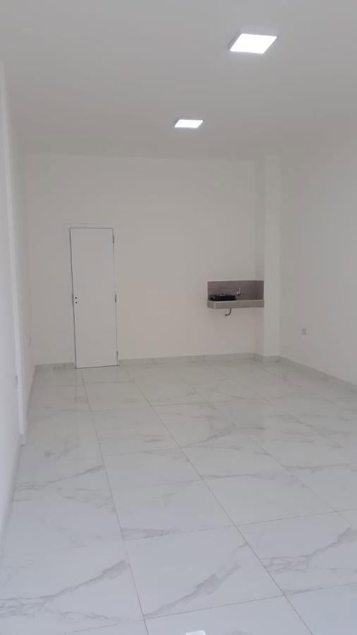 Foto de Local en Moreno Al 3400, imagen 4