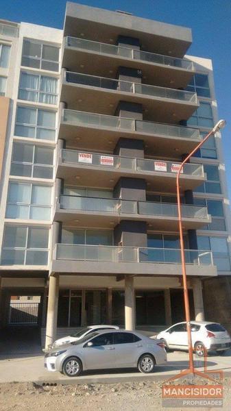 Monte Hermoso - Semipiso C/dos Cocheras Baulera 4