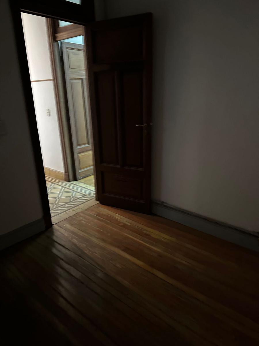 Importante Oficina Céntrica en Venta 1