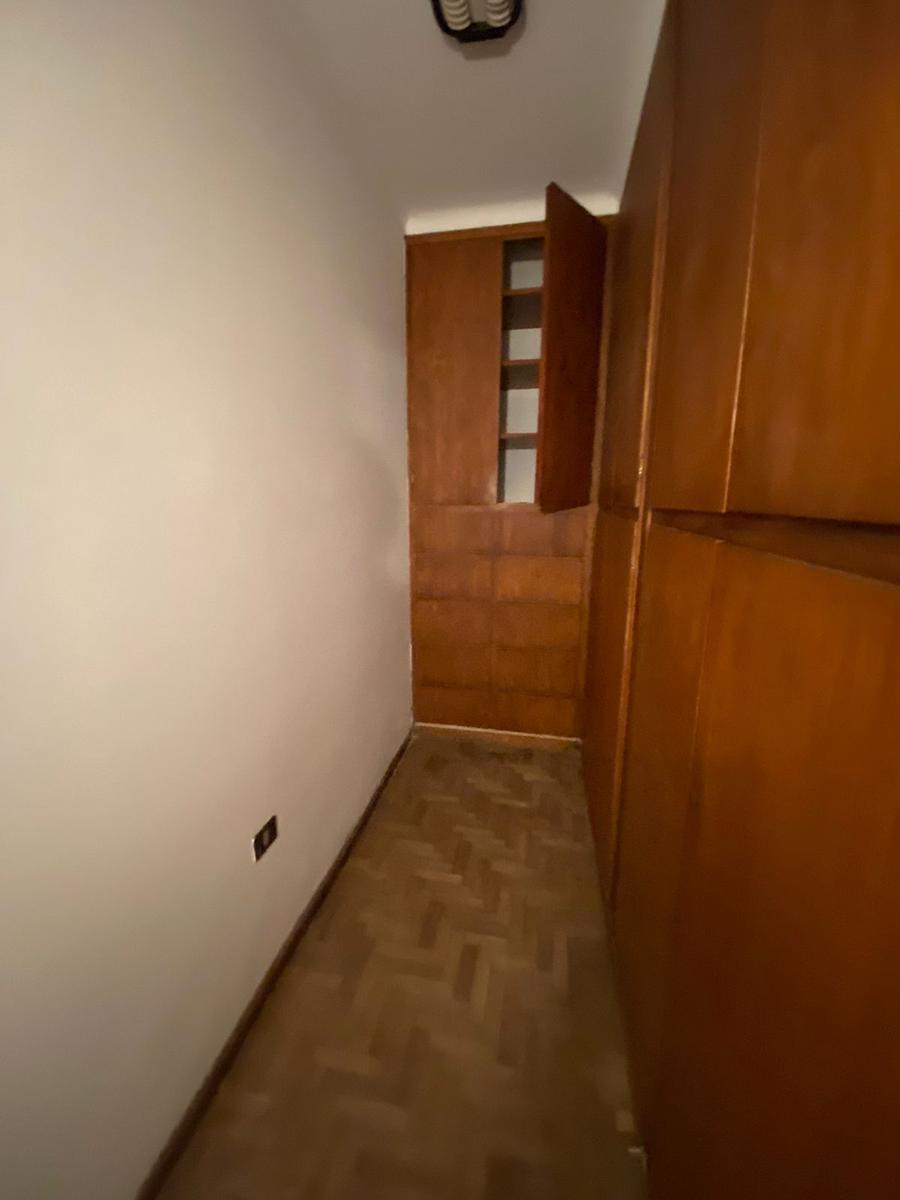 Muy Buena Casa de 4 Dorm/4 Baños 5