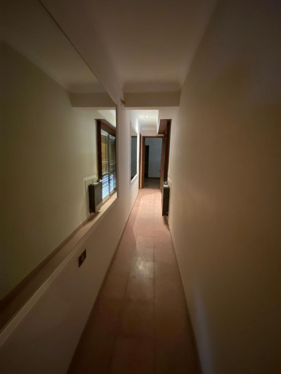 Muy Buena Casa de 4 Dorm/4 Baños 3