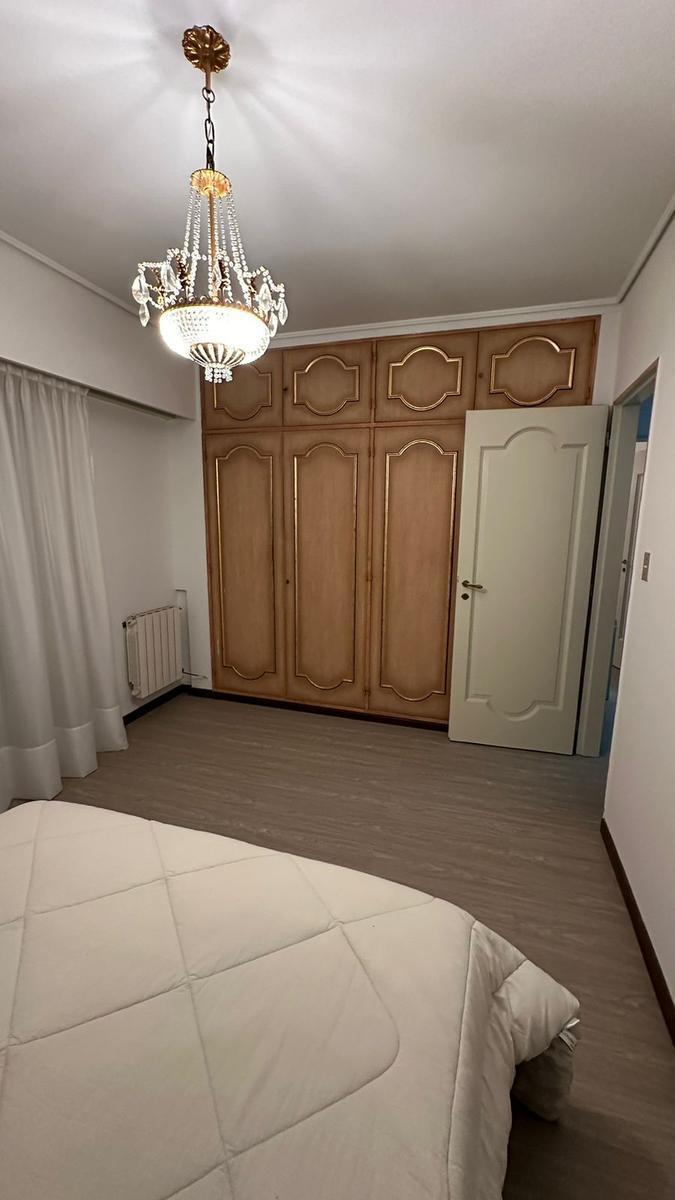 Excelente Piso Céntrico 3 Dorm Cochera 3
