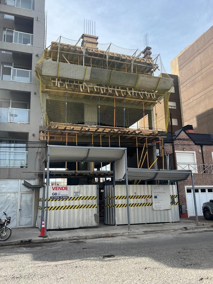 Deptos Tipo Semipiso - en Construcción 1