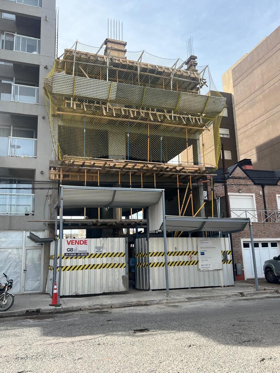 Deptos Tipo Semipiso - en Construcción 3