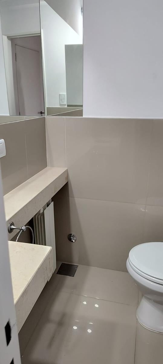 Foto de Excelente depto 2 DORM c/BALCÓN y COCHERA, imagen 4