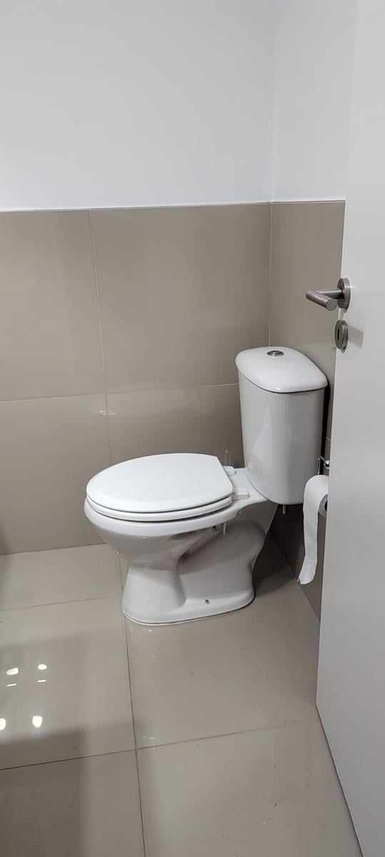 Foto de Excelente depto 2 DORM c/BALCÓN y COCHERA, imagen 5