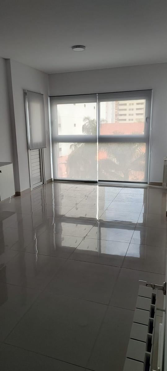Foto de Excelente depto 2 DORM c/BALCÓN y COCHERA, imagen 3