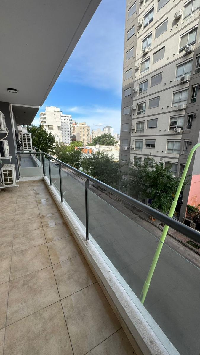 Foto de Excelente depto 2 DORM c/BALCÓN y COCHERA, imagen 2