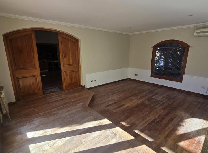 HERMOSA CASA - Bº MOLINA CAMPOS - APTA CRÉDITO 3