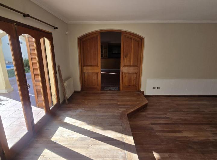 HERMOSA CASA - Bº MOLINA CAMPOS - APTA CRÉDITO 4