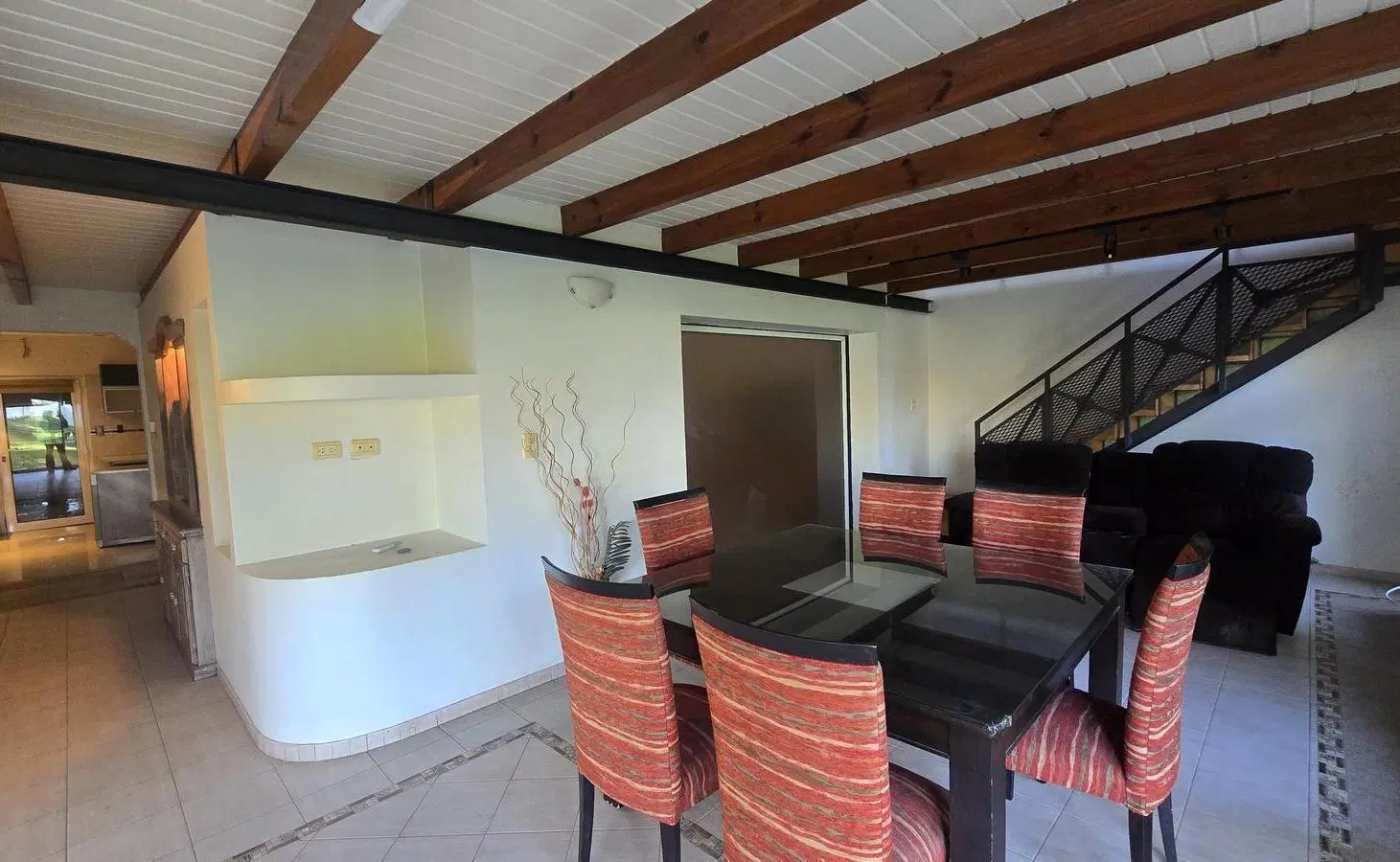 Amplia CASA Bº PATAGONIA  - Lote de 3600mts!! 5