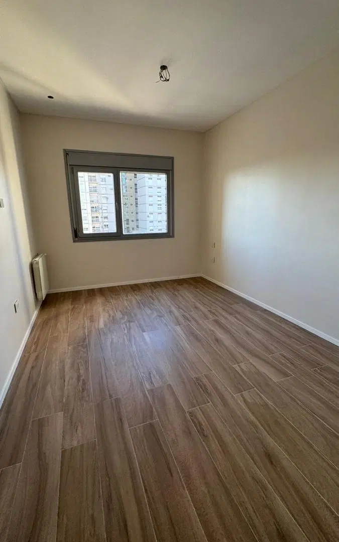 Excelente Piso en Zona Premium - Incl. 2 COCHERAS 3