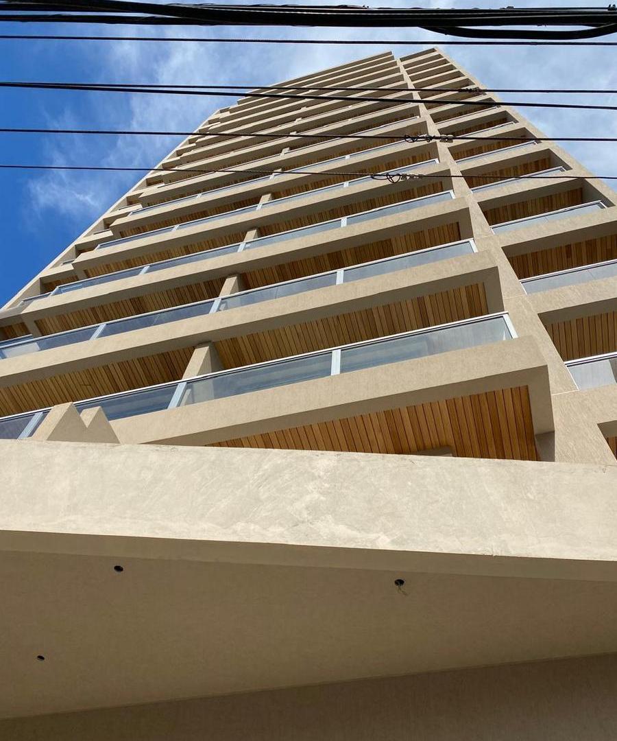 Excelente Piso en Zona Premium - Incl. 2 COCHERAS