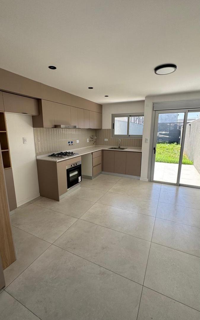 Foto de ALQUILER * Duplex A ESTRENAR - Bº Santa Margarita, imagen 3