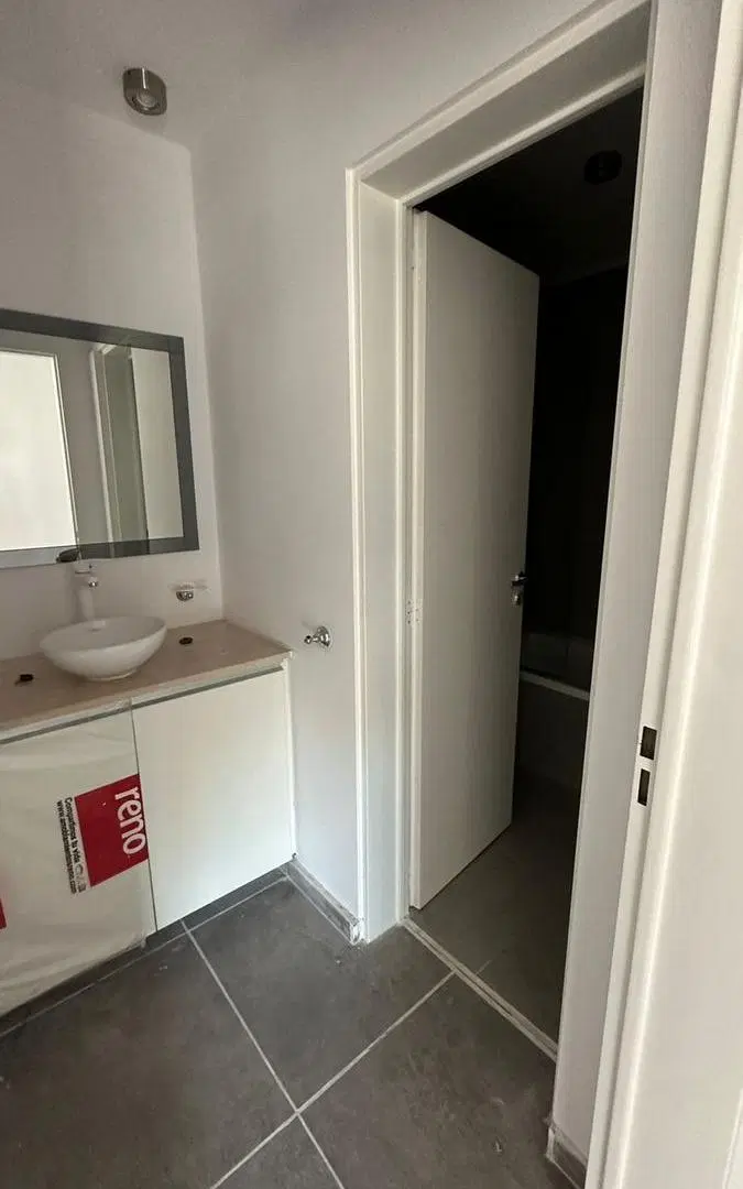 Departamento Centrico CON COCHERA 5