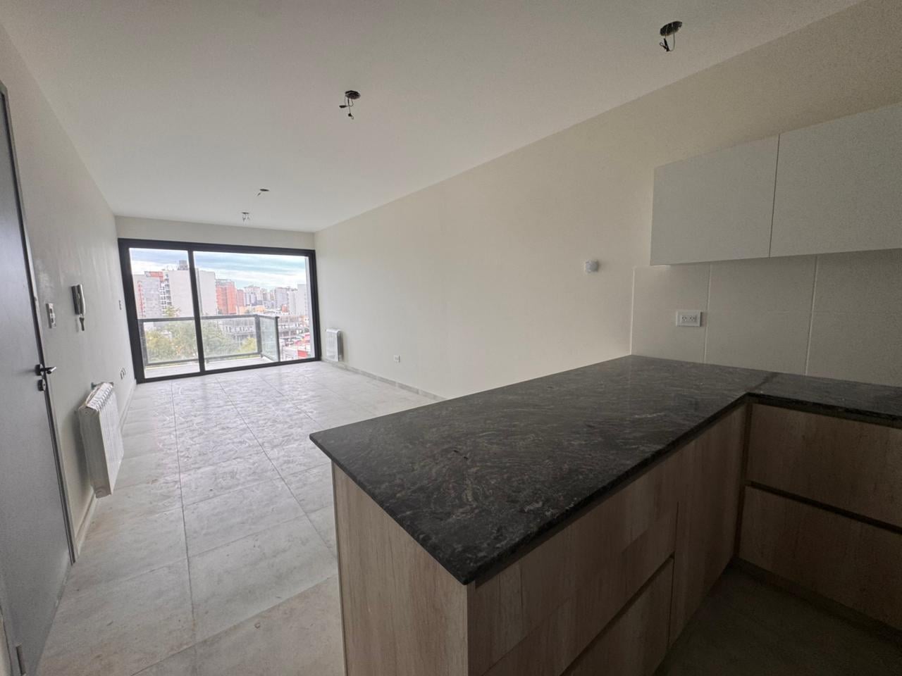 Foto de Departamento 65 MTS - BALCON AL FRENTE, imagen 1
