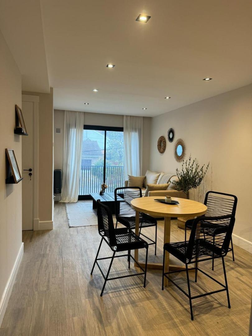 PH 2 Ambientes C/balcón Francés - Rondeau y Solis 5