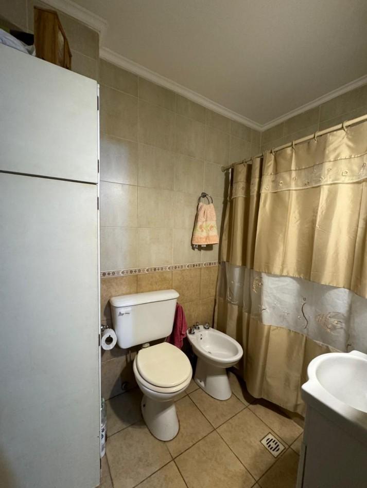 Foto de Departamento 3 ambientes con patio zona Guemes, imagen 5