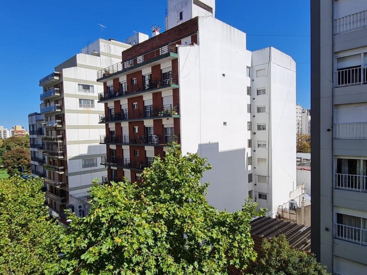 Departamento 3 Amb Plaza Mitre 5