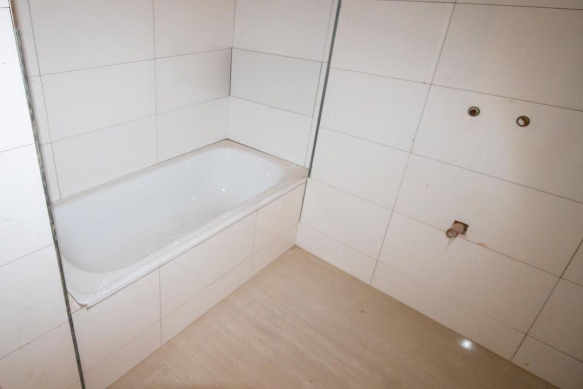Foto de VENTA RECOLETA BARRIO NORTE 4 AMB c/DEPAMENITIES A ESTRENAR OPC COCHERA, imagen 4
