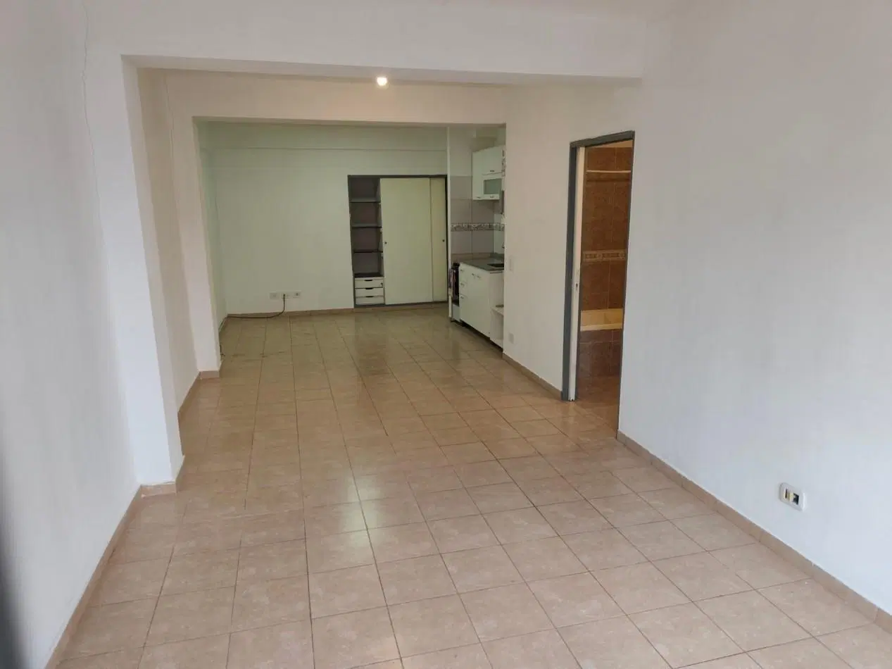 Alquiler sin expensas Monoambiente en Villa Pueyrredon 3