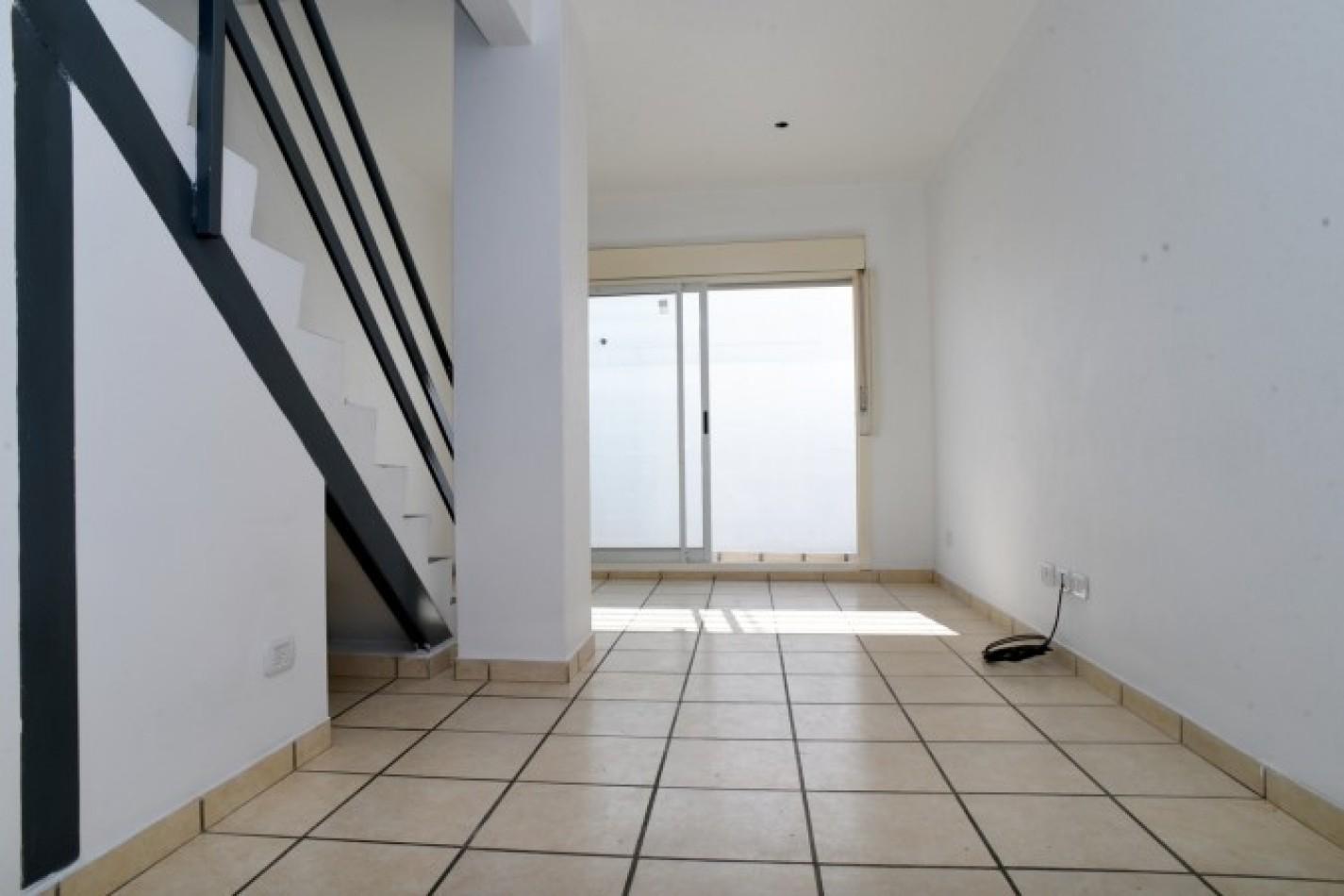 Foto de PH 3 Ambientes | Terraza y Patio | Sin Expensas, imagen 4