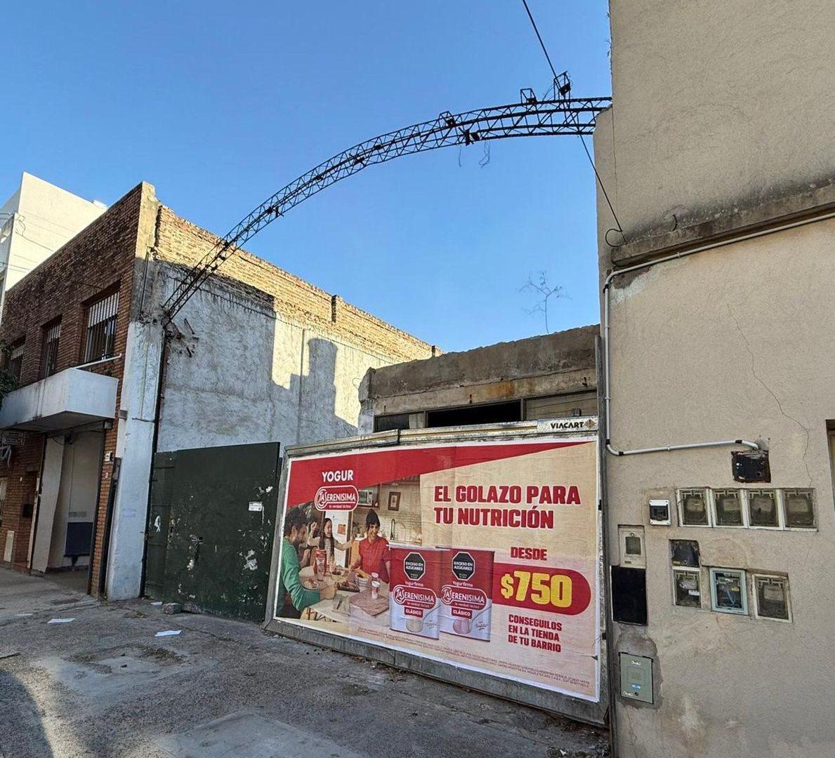 VENTA LOTE VILLA GENERAL MITRE  1055M2 VENDIBLES
